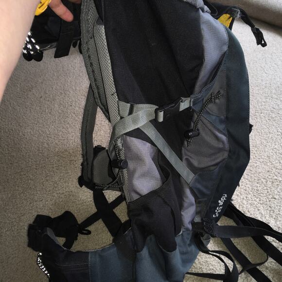 Sprayway Ridge 35L +5 Day Pack Backpack Survival Rucksack Bag Hiking Grey Black - Picture 12 of 15